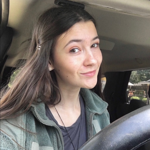 Meet your Posher, Grace - Picture 1 of 1